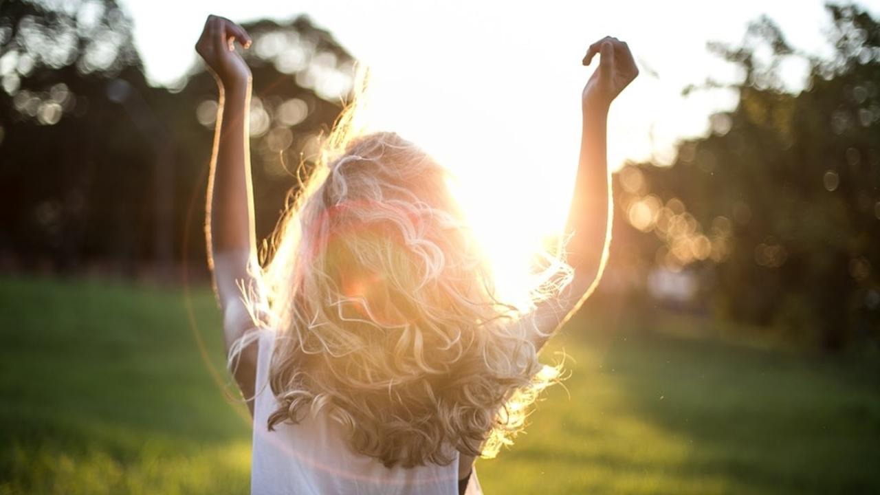 women who's not depressed after breakup