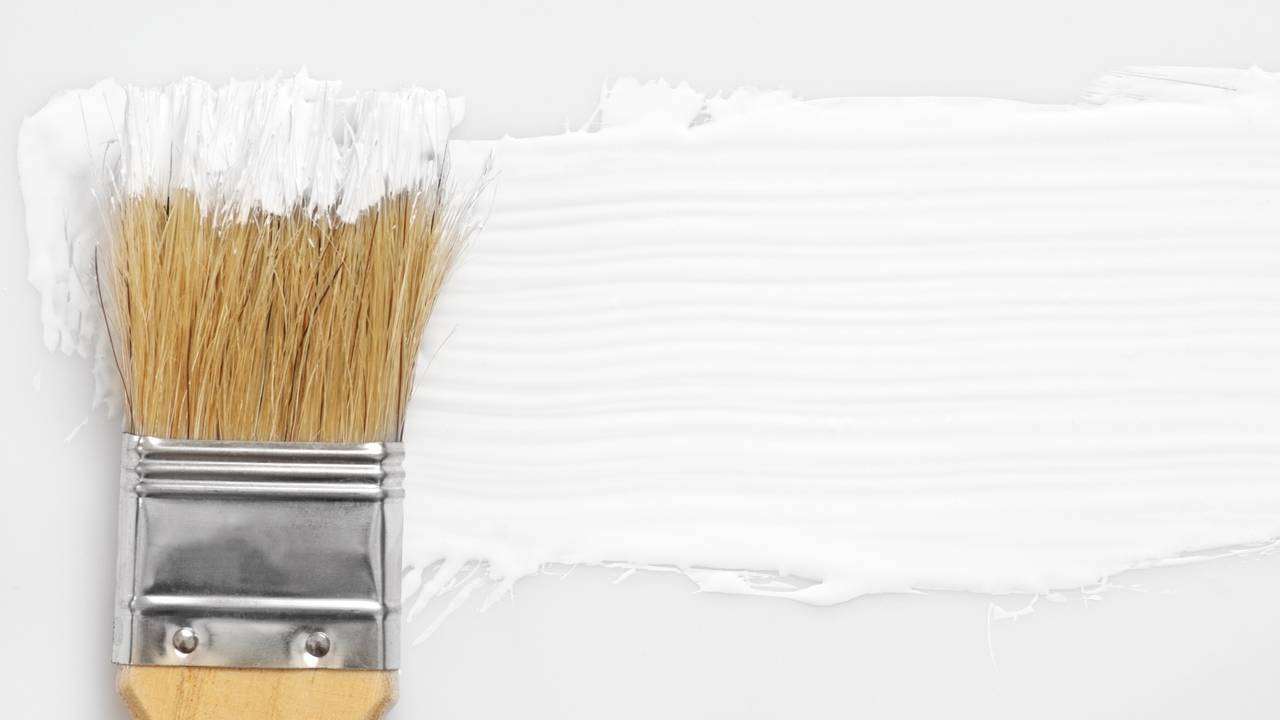 FREE Download 20 Best White Paint Colors for Staging and Redesign
