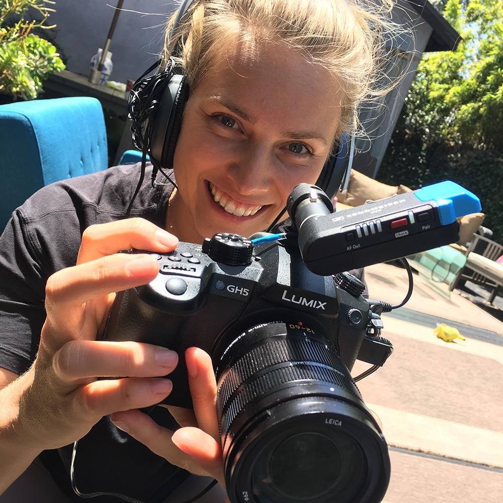 Virginie Duval de Dfine Yoga offre des vidéos de yoga et d'entrainment en ligne