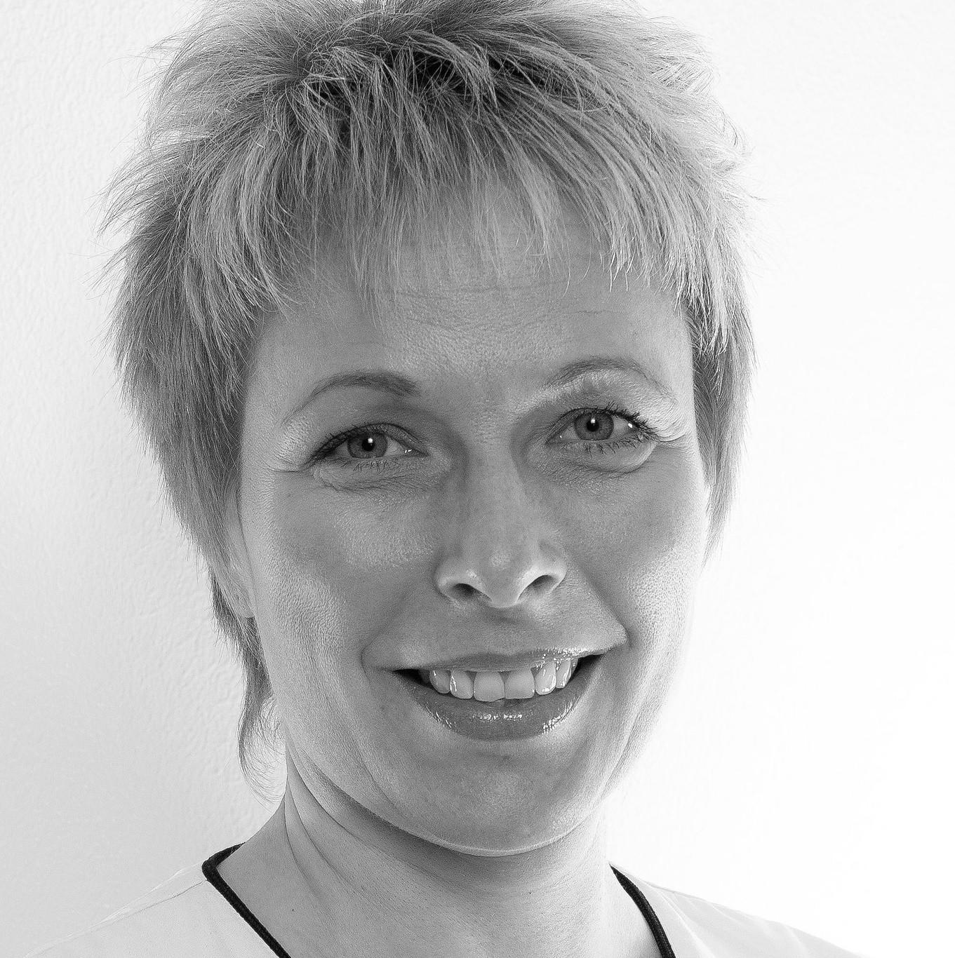 Nina Rosenkvist, Advanced Skin Therapist