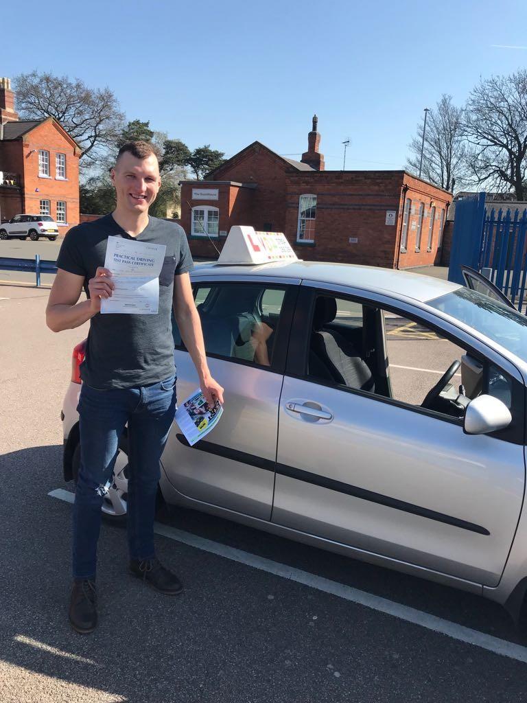 Driving Lessons Leicester - Vydunas