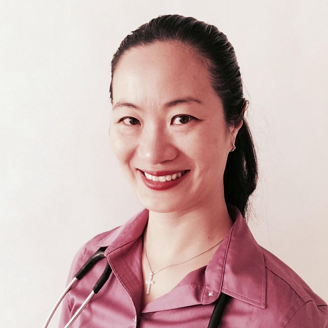 Dr. Amy Tung, ND - Female Naturopathic Doctor Port Credit Mississauga