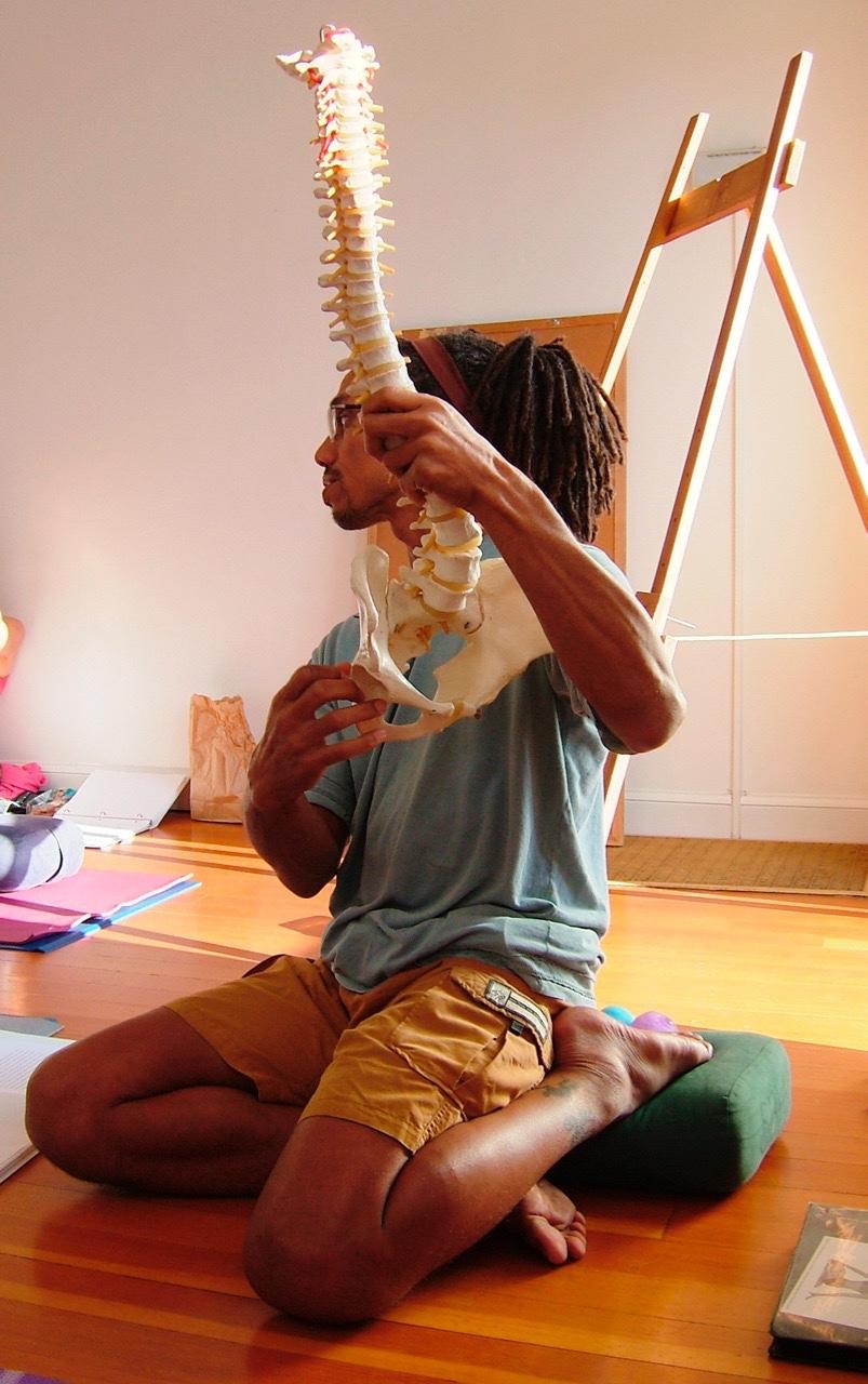 Arturo demonstrating with spine