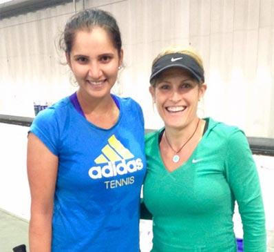 IMAGE OF SONIA MIRZA TENNIS FITNESS