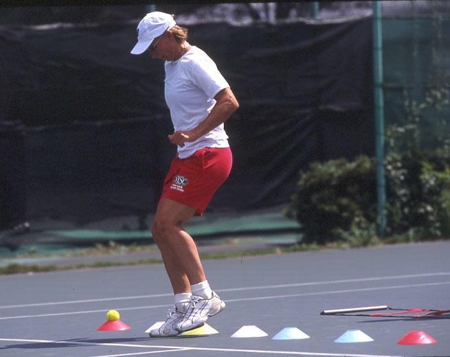 TENNIS WARM UP