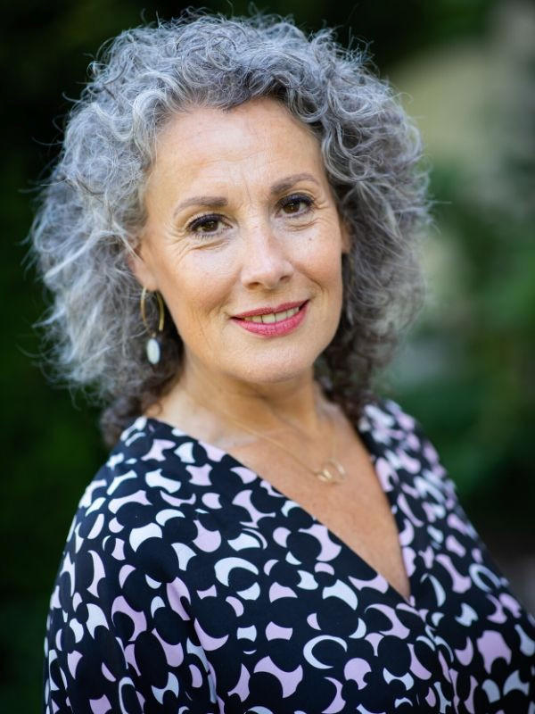 Nina Elshof, founding director Feng Shui Academie, docent, auteur