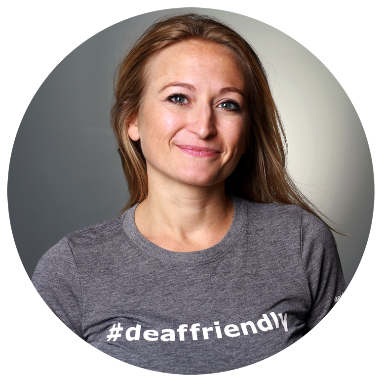 echo with a gray #deaffriendly tee