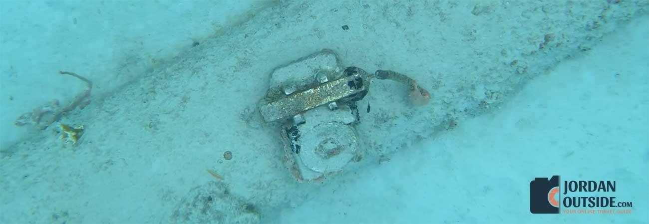 telephone at the bottom of the ocean