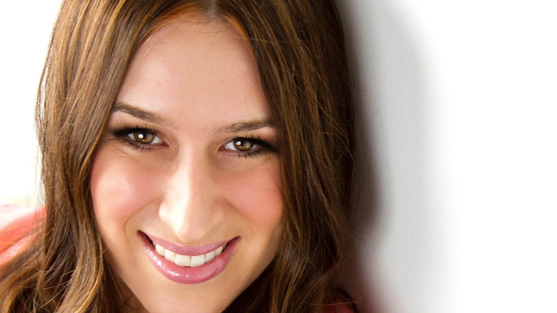 Dr. Natalie Nesterenko DC - Female Chiropractor Mississauga