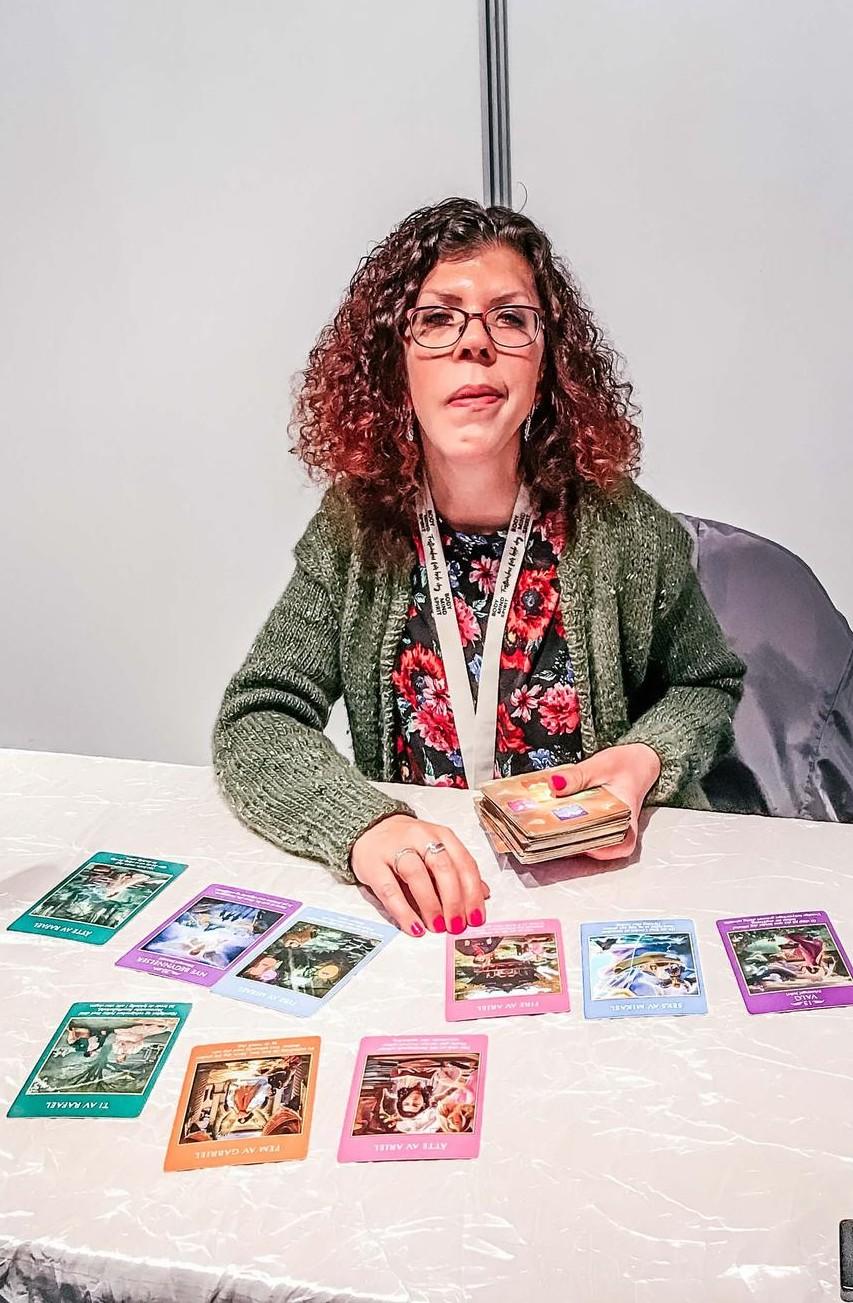 Linn Kleppa på alternativmessen i Lillestrøm (Body Mind Spirit festivalen) 2019. Tarotreading.