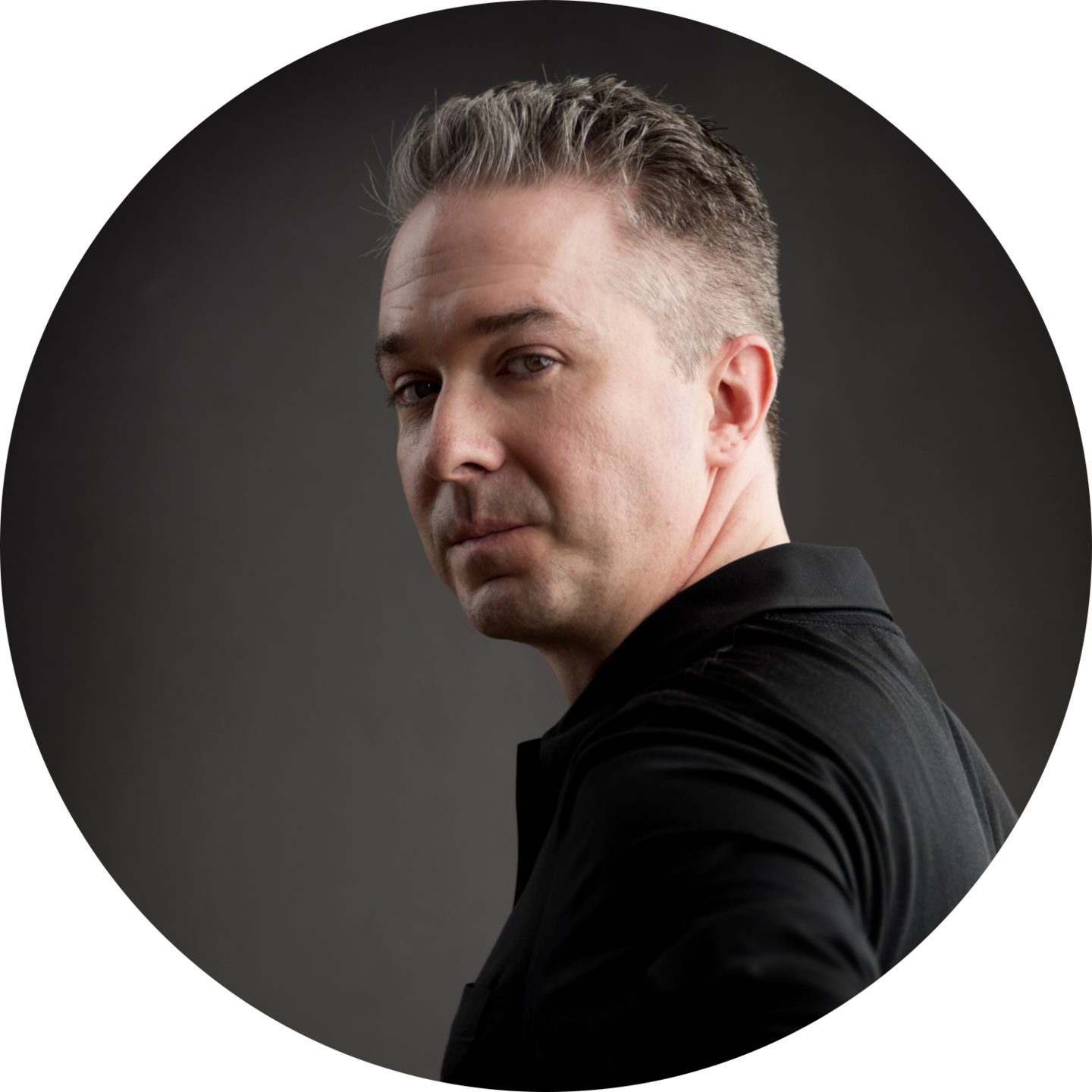Learn to make edm and learn to write music with the Producer Dojo membership.
