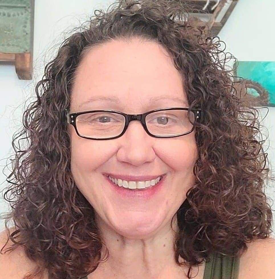 Aimee Biondolillo, Health & Wellness Coach at RawFire Living