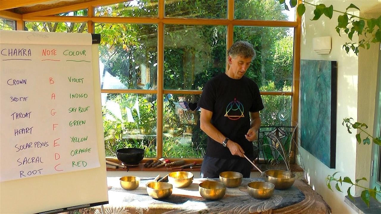 Short Sound Healing Course: Balancing the Chakras With Tibetan Singing Bowls