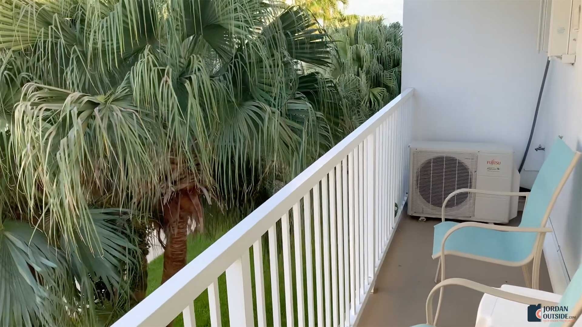 Continental Inn, Unit 31 Balcony